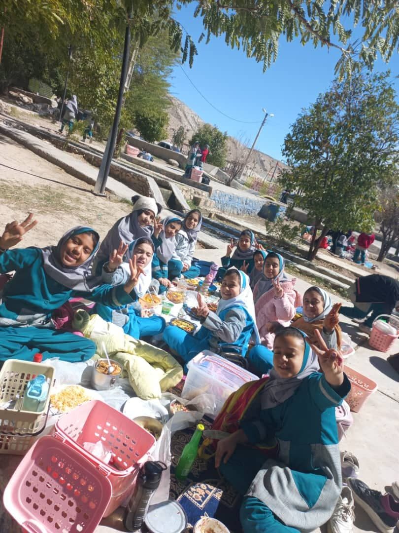 پیش دبستانی ودبستان شادی